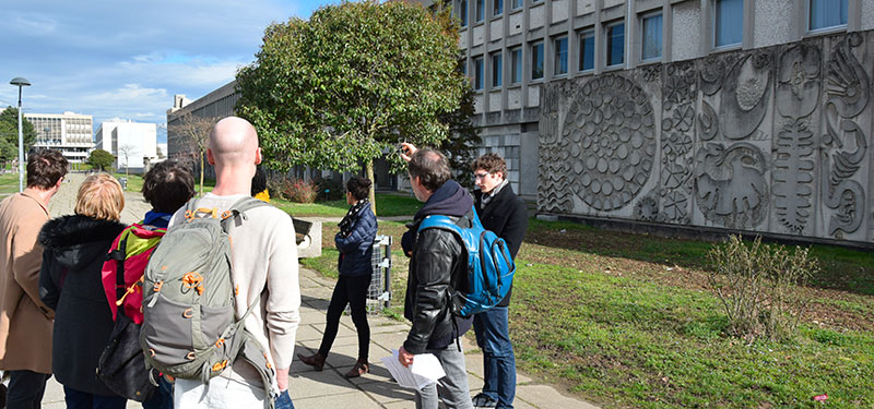 Groupe en balade urbaine